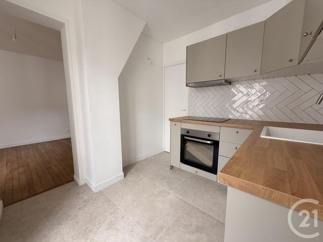 Appartement F2 &agrave; vendre - 2 pi&egrave;ces - 37 m2 - Paris - 75018 - ILE-DE-FRANCE