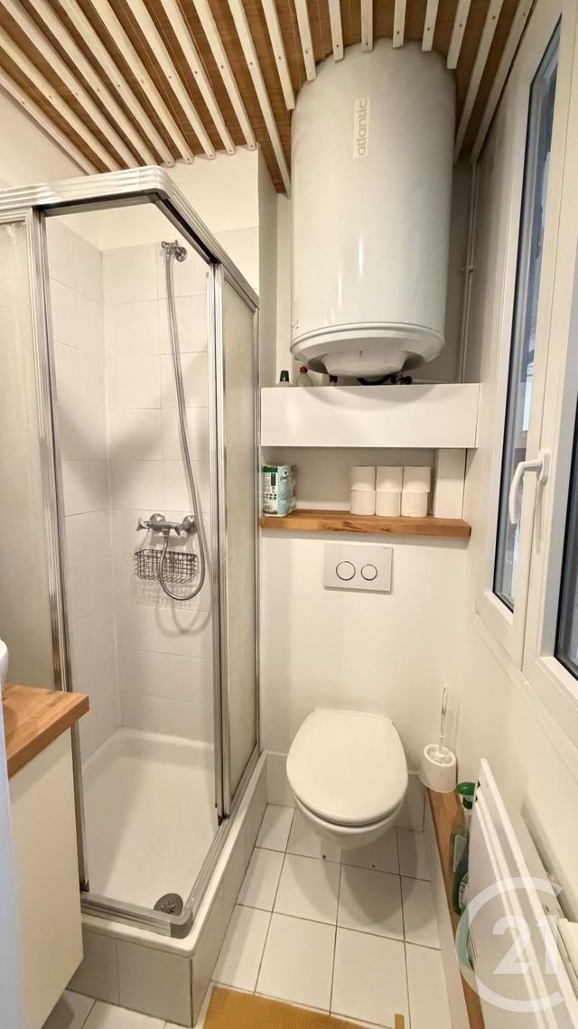 Appartement F3 &agrave; louer - 2 pi&egrave;ces - 30,79 m2 - Paris - 75018 - ILE-DE-FRANCE