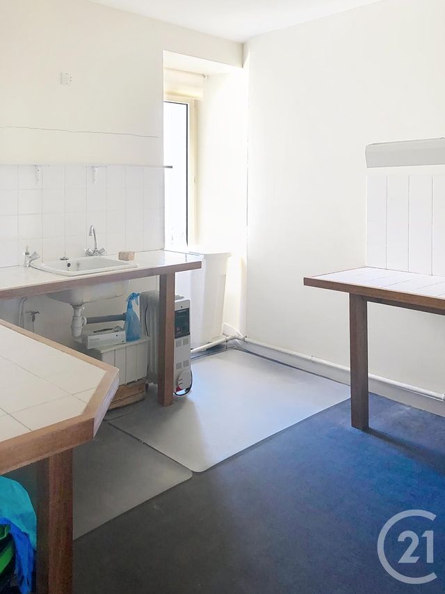 Appartement Local à vendre - 4 pièces - 149,18 m2 - Dinan - 22 - BRETAGNE