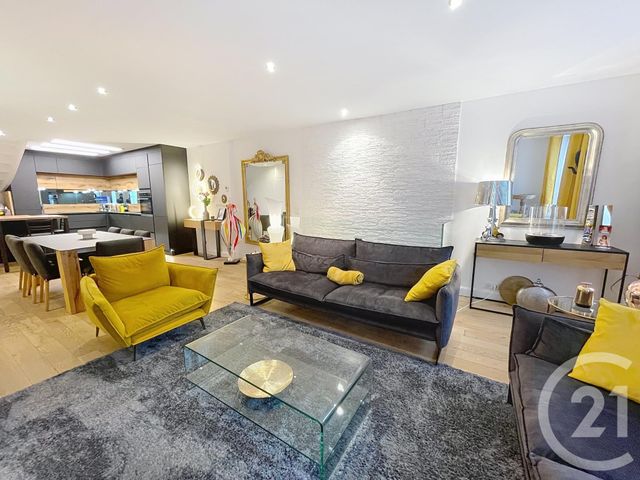 Appartement Triplex à vendre - 6 pièces - 145,84 m2 - Dinan - 22 - BRETAGNE