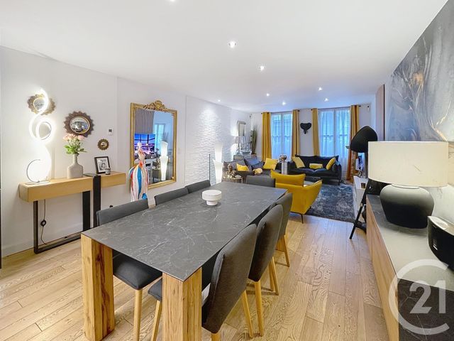 Appartement Triplex à vendre - 6 pièces - 145,84 m2 - Dinan - 22 - BRETAGNE