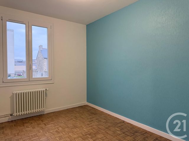 Appartement F5 &agrave; louer - 4 pi&egrave;ces - 105,60 m2 - Dinan - 22 - BRETAGNE