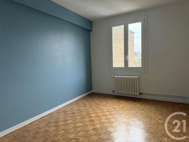 Appartement F5 &agrave; louer - 4 pi&egrave;ces - 105,60 m2 - Dinan - 22 - BRETAGNE