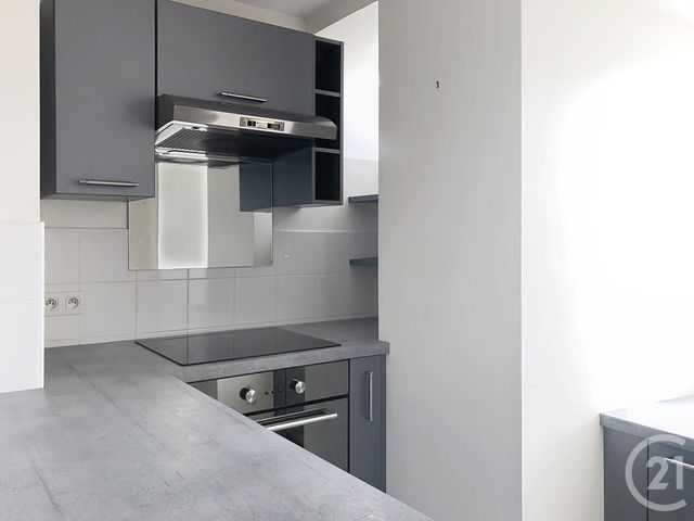 Appartement Duplex &agrave; louer - 3 pi&egrave;ces - 55,10 m2 - Taden - 22 - BRETAGNE