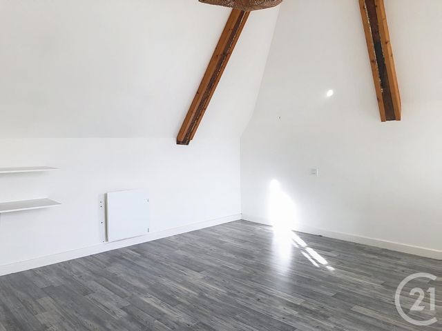 Appartement Duplex &agrave; louer - 3 pi&egrave;ces - 55,10 m2 - Taden - 22 - BRETAGNE