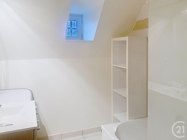 Appartement Duplex &agrave; louer - 3 pi&egrave;ces - 55,10 m2 - Taden - 22 - BRETAGNE