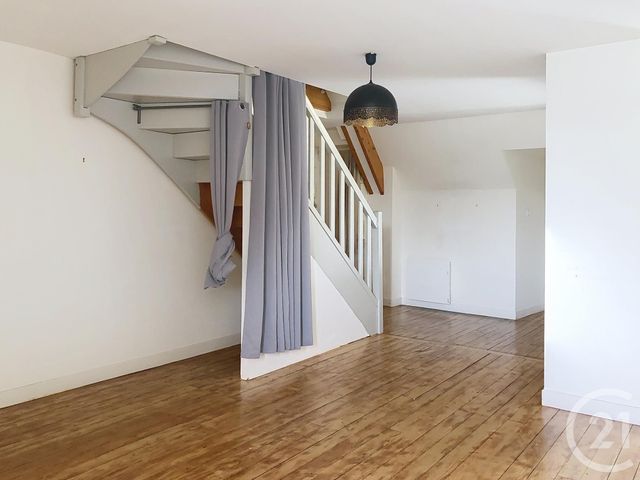 Appartement Duplex &agrave; louer - 3 pi&egrave;ces - 55,10 m2 - Taden - 22 - BRETAGNE