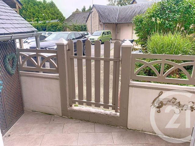 Maison &agrave; louer - 4 pi&egrave;ces - 133,24 m2 - Broons - 22 - BRETAGNE