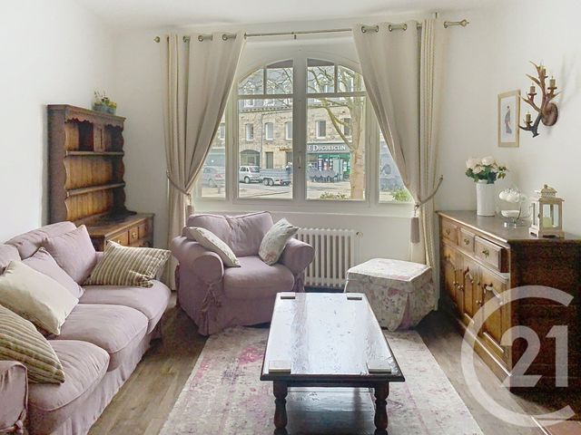 Maison &agrave; louer - 4 pi&egrave;ces - 133,24 m2 - Broons - 22 - BRETAGNE