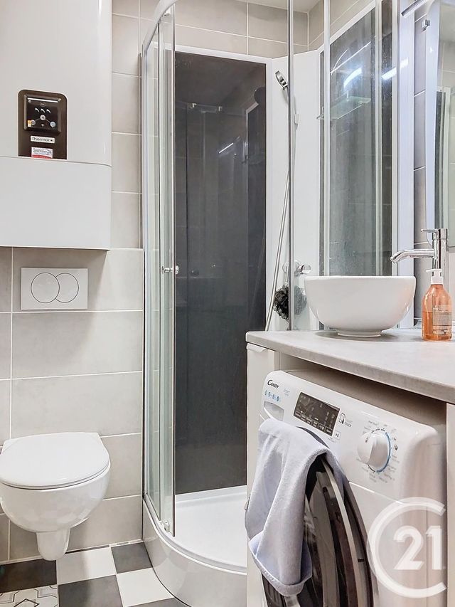 Appartement F1 à louer - 1 pièce - 30,31 m2 - Dinan - 22 - BRETAGNE