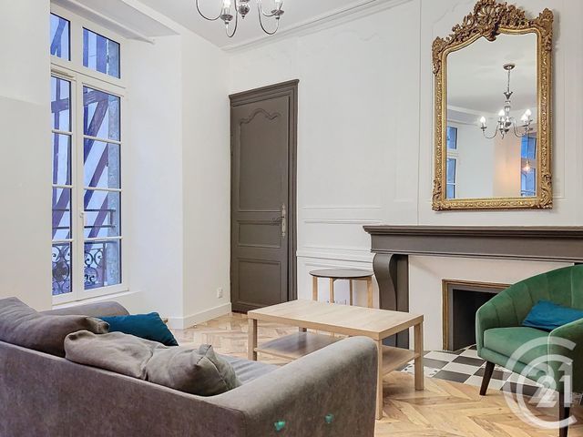 Appartement F1 à louer - 1 pièce - 30,31 m2 - Dinan - 22 - BRETAGNE