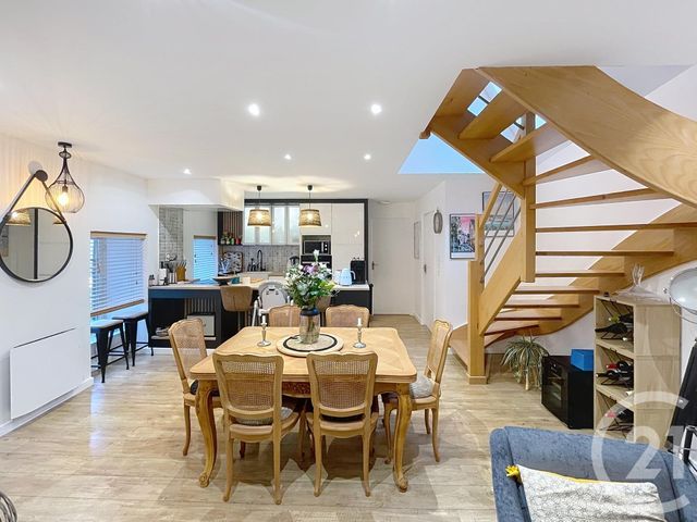 Appartement T3 à vendre - 3 pièces - 71,84 m2 - Dinan - 22 - BRETAGNE