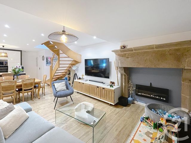 Appartement T3 à vendre - 3 pièces - 71,84 m2 - Dinan - 22 - BRETAGNE