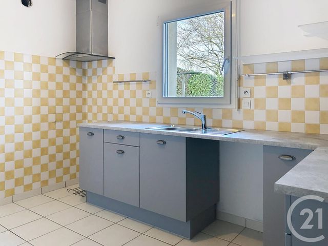 Maison &agrave; louer - 5 pi&egrave;ces - 101,81 m2 - St Samson Sur Rance - 22 - BRETAGNE