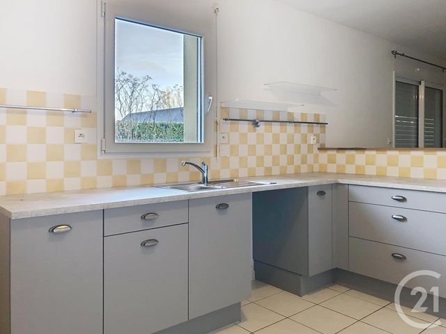 Maison &agrave; louer - 5 pi&egrave;ces - 101,81 m2 - St Samson Sur Rance - 22 - BRETAGNE