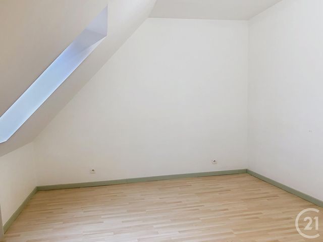 Maison &agrave; louer - 5 pi&egrave;ces - 101,81 m2 - St Samson Sur Rance - 22 - BRETAGNE