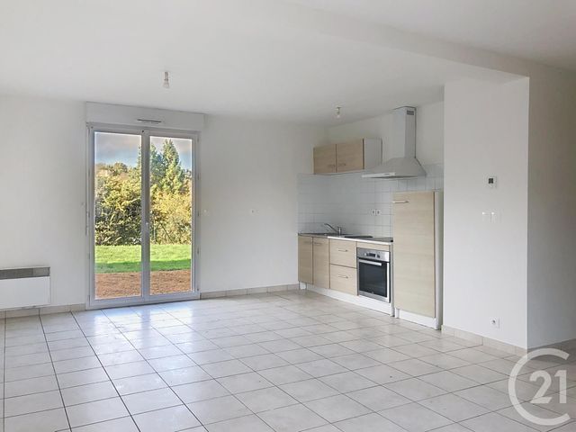 Maison &agrave; louer - 5 pi&egrave;ces - 90,05 m2 - Lehon - 22 - BRETAGNE