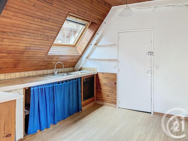 Appartement Chambre à louer - 1 pièce - 31 m2 - Dinan - 22 - BRETAGNE