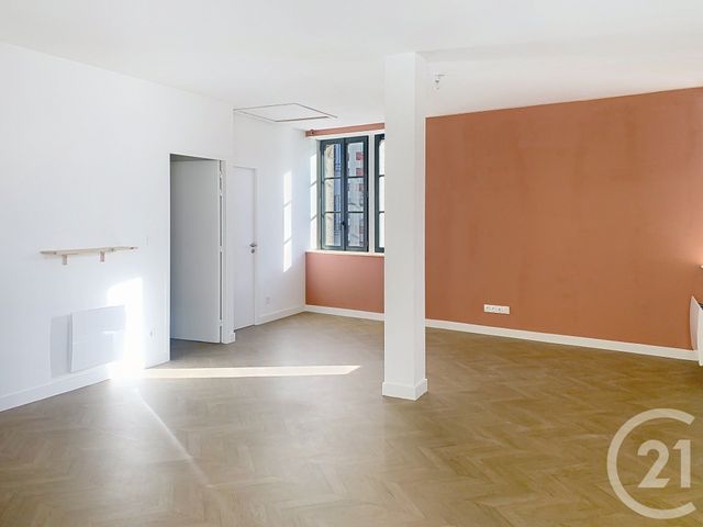 Appartement F3 &agrave; louer - 3 pi&egrave;ces - 65,15 m2 - Dinan - 22 - BRETAGNE