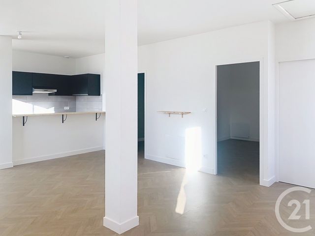 Appartement F3 &agrave; louer - 3 pi&egrave;ces - 65,15 m2 - Dinan - 22 - BRETAGNE