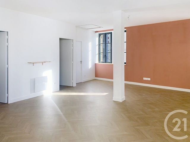 Appartement F3 &agrave; louer - 3 pi&egrave;ces - 65,15 m2 - Dinan - 22 - BRETAGNE