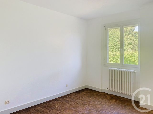 Maison &agrave; louer - 5 pi&egrave;ces - 98,84 m2 - Le Hingle - 22 - BRETAGNE