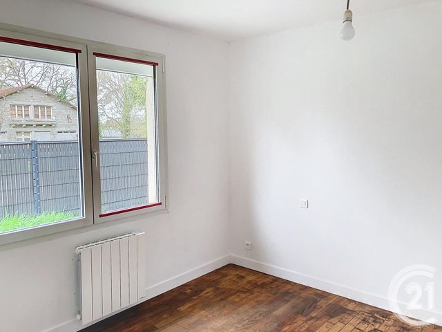 Maison &agrave; louer - 2 pi&egrave;ces - 46,62 m2 - Le Hingle - 22 - BRETAGNE