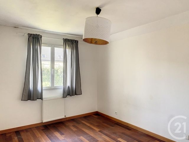 Maison &agrave; louer - 5 pi&egrave;ces - 103,35 m2 - Lanvallay - 22 - BRETAGNE