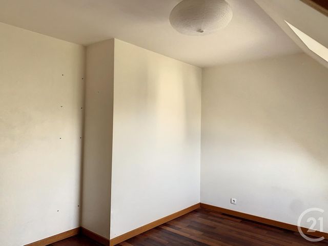 Maison &agrave; louer - 5 pi&egrave;ces - 103,35 m2 - Lanvallay - 22 - BRETAGNE