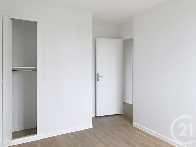 Appartement F4 &agrave; louer - 4 pi&egrave;ces - 75,54 m2 - Dinan - 22 - BRETAGNE