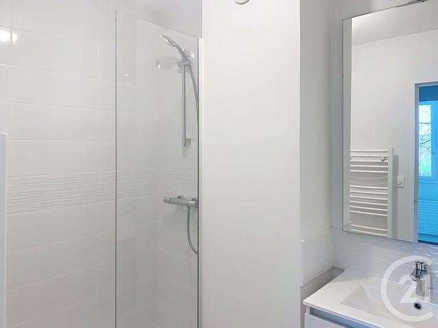 Appartement F4 &agrave; louer - 4 pi&egrave;ces - 75,54 m2 - Dinan - 22 - BRETAGNE