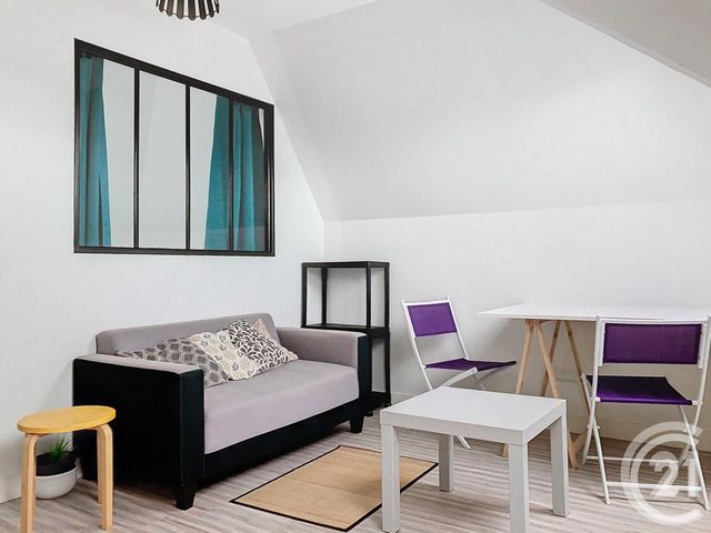 Appartement T1 &agrave; louer - 1 pi&egrave;ce - 27,92 m2 - Dinan - 22 - BRETAGNE