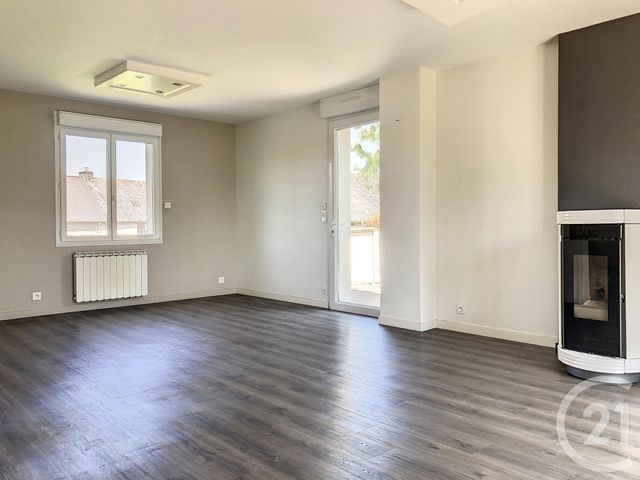 Maison &agrave; louer - 6 pi&egrave;ces - 106,71 m2 - Plumaudan - 22 - BRETAGNE