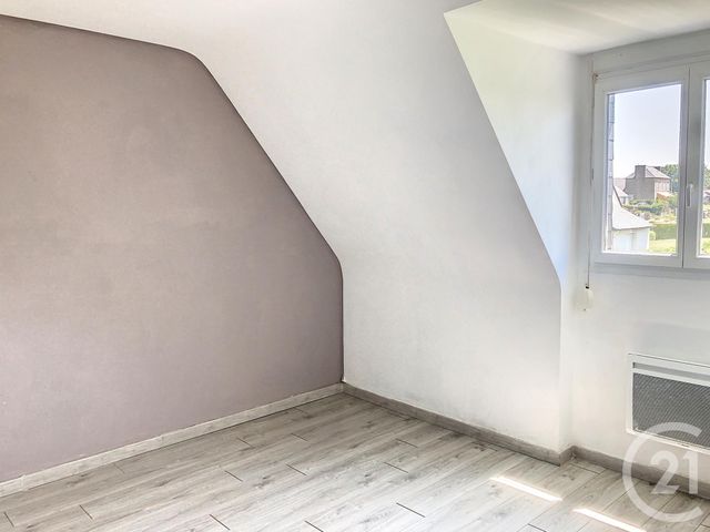 Maison &agrave; louer - 6 pi&egrave;ces - 106,71 m2 - Plumaudan - 22 - BRETAGNE