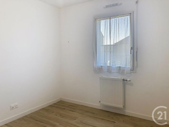 Maison &agrave; louer - 4 pi&egrave;ces - 77,20 m2 - Aucaleuc - 22 - BRETAGNE