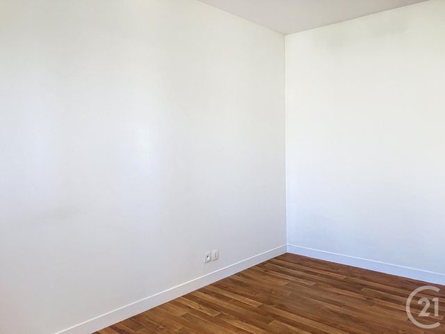 Appartement Autre &agrave; louer - 3 pi&egrave;ces - 63,08 m2 - Dinan - 22 - BRETAGNE