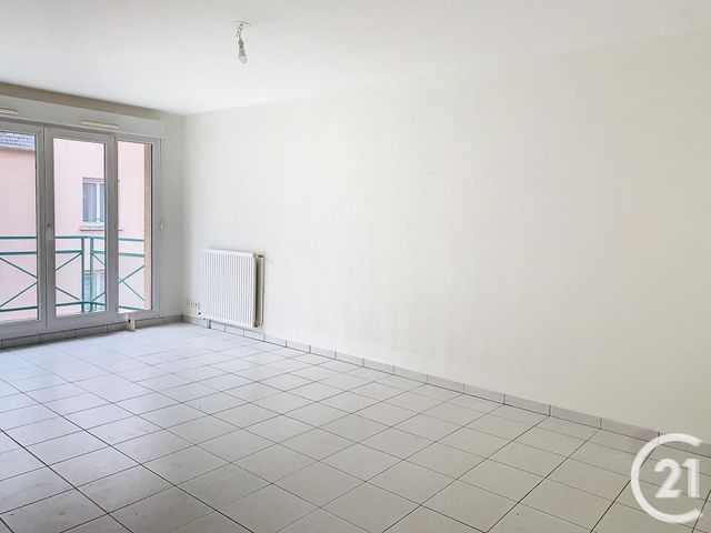 Appartement Autre &agrave; louer - 3 pi&egrave;ces - 63,08 m2 - Dinan - 22 - BRETAGNE