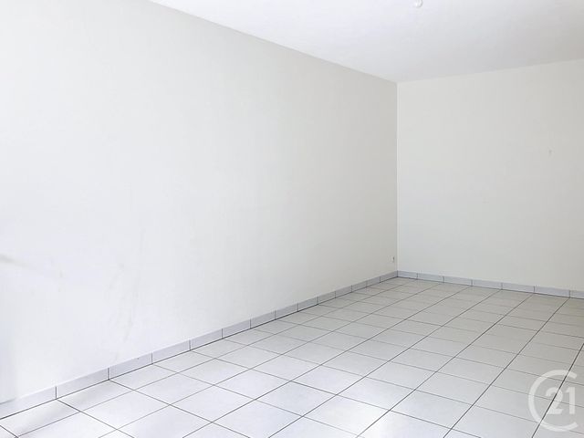 Appartement Autre &agrave; louer - 3 pi&egrave;ces - 63,08 m2 - Dinan - 22 - BRETAGNE