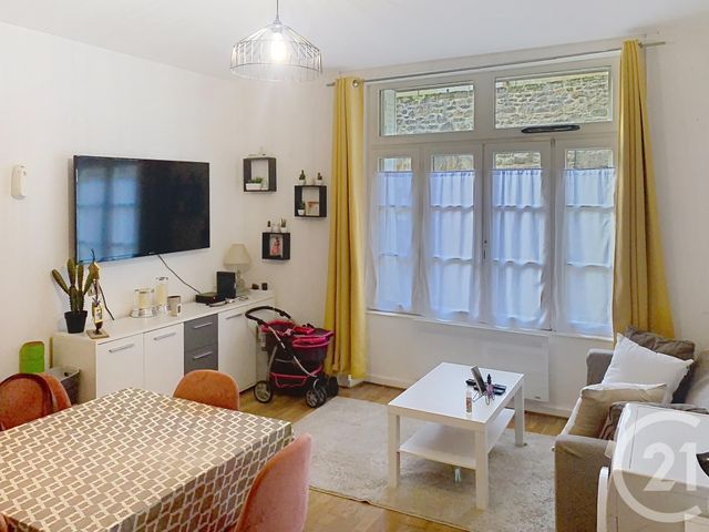 Appartement F2 &agrave; louer - 2 pi&egrave;ces - 36,68 m2 - Dinan - 22 - BRETAGNE