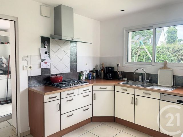 Maison &agrave; louer - 5 pi&egrave;ces - 124 m2 - Lanvallay - 22 - BRETAGNE