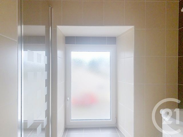 Maison &agrave; louer - 4 pi&egrave;ces - 90 m2 - Plumaudan - 22 - BRETAGNE