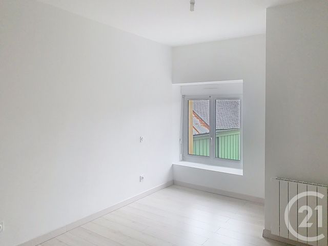 Maison &agrave; louer - 4 pi&egrave;ces - 90 m2 - Plumaudan - 22 - BRETAGNE