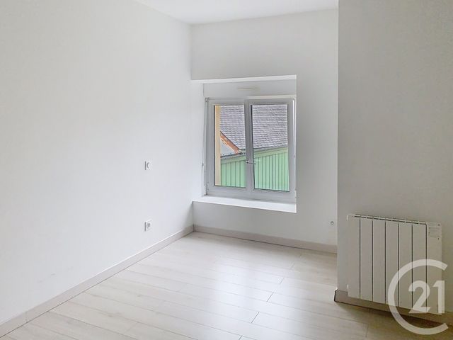 Maison &agrave; louer - 4 pi&egrave;ces - 90 m2 - Plumaudan - 22 - BRETAGNE