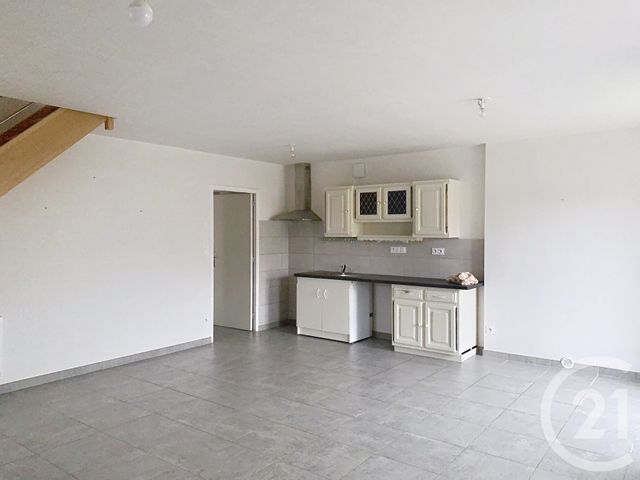 Maison &agrave; louer - 4 pi&egrave;ces - 90 m2 - Plumaudan - 22 - BRETAGNE