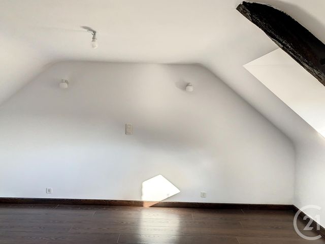 Maison &agrave; louer - 4 pi&egrave;ces - 138,21 m2 - Calorguen - 22 - BRETAGNE