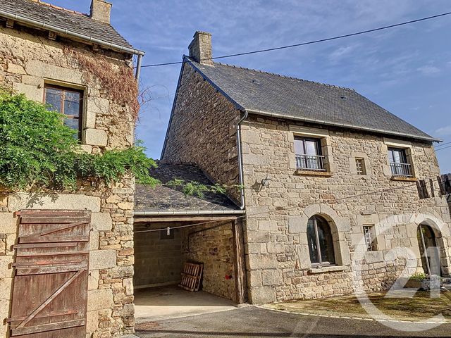 Maison &agrave; louer - 4 pi&egrave;ces - 138,21 m2 - Calorguen - 22 - BRETAGNE