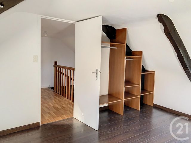 Maison &agrave; louer - 4 pi&egrave;ces - 138,21 m2 - Calorguen - 22 - BRETAGNE