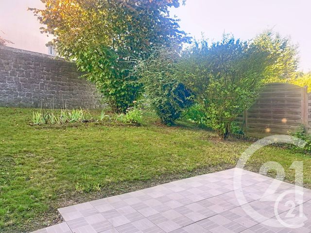 Maison &agrave; louer - 5 pi&egrave;ces - 101 m2 - Dinan - 22 - BRETAGNE