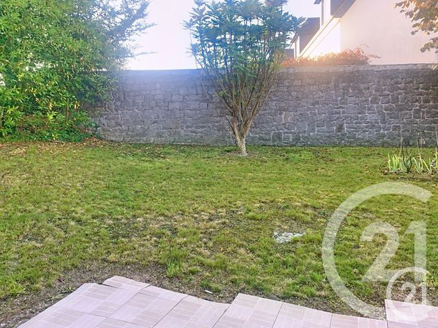 Maison &agrave; louer - 5 pi&egrave;ces - 101 m2 - Dinan - 22 - BRETAGNE