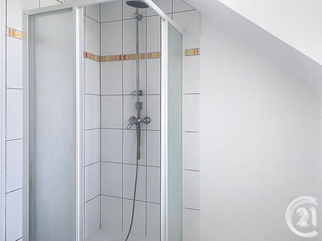 Appartement F3 &agrave; louer - 3 pi&egrave;ces - 52,55 m2 - Dinan - 22 - BRETAGNE